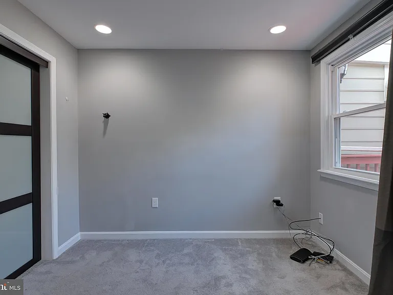 16 N Bradford St — Photo 24