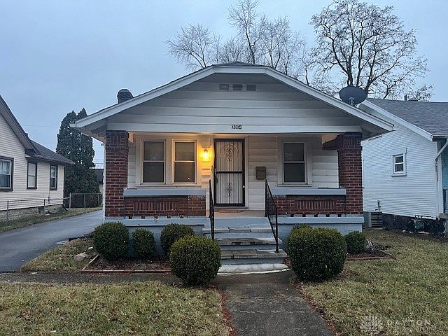 1st image of 3804 Hoover Ave