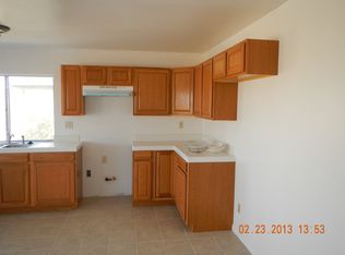 3825 W Avenue K10, Lancaster, CA 93536