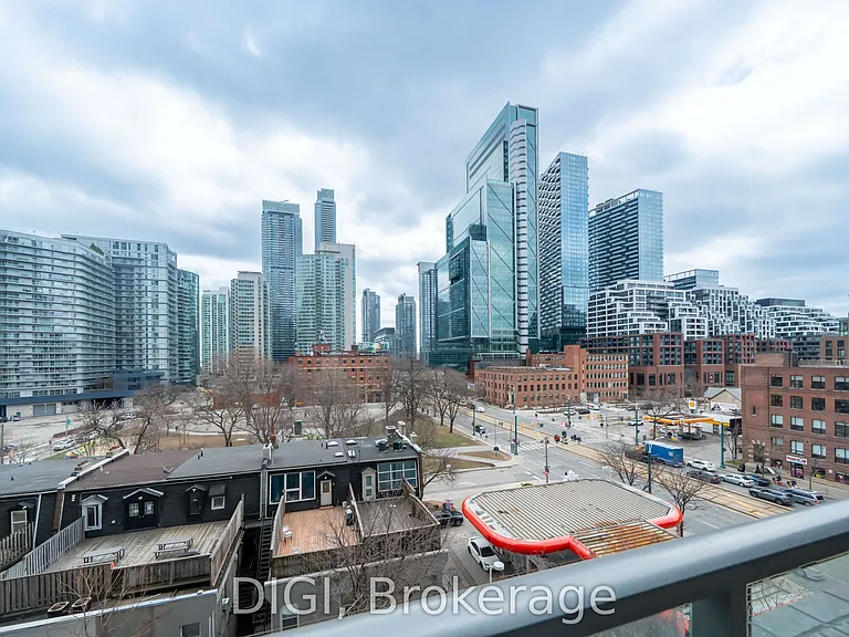 57 Spadina Ave #504 — Photo 22