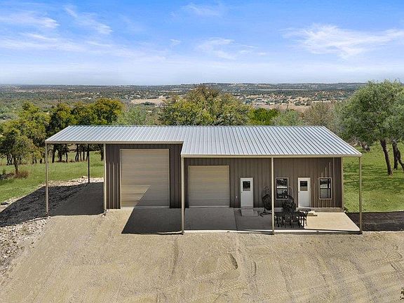 3rd image of 158 Watch Hill Rd