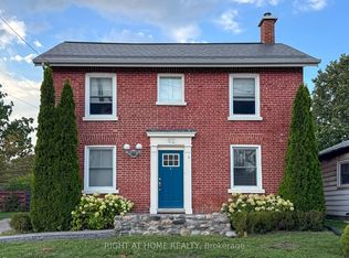92 Orange St, Cobourg, ON K9A 2L3