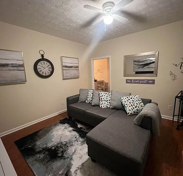 4030 Hill Station Ct — Photo 7