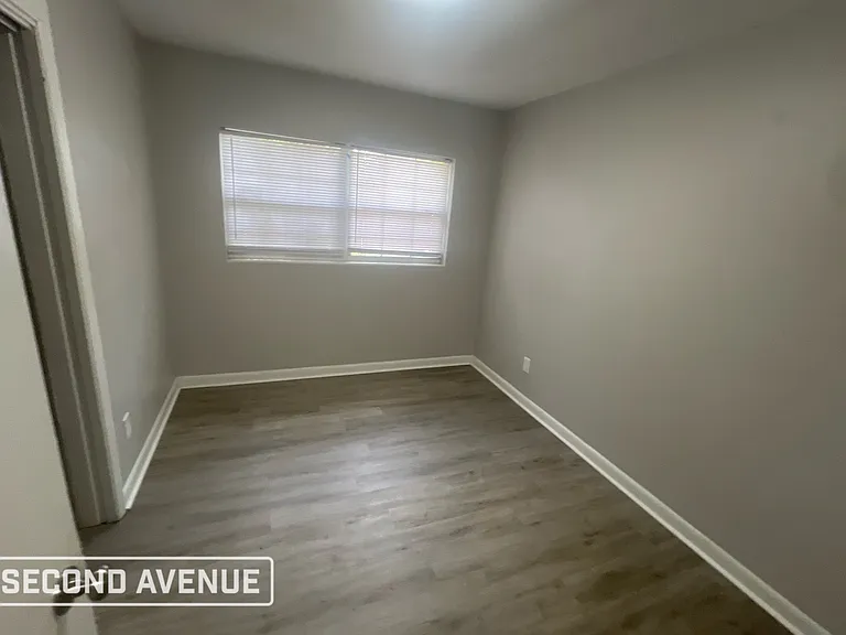 3015 Lansdell Dr — Photo 7