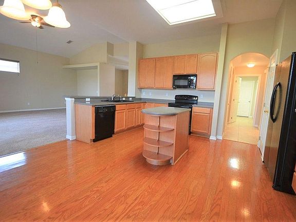 5th image of 5100 Cape Hatteras Dr