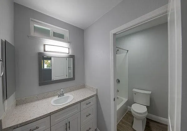 Palomar Gardens Apartments — Photo 17