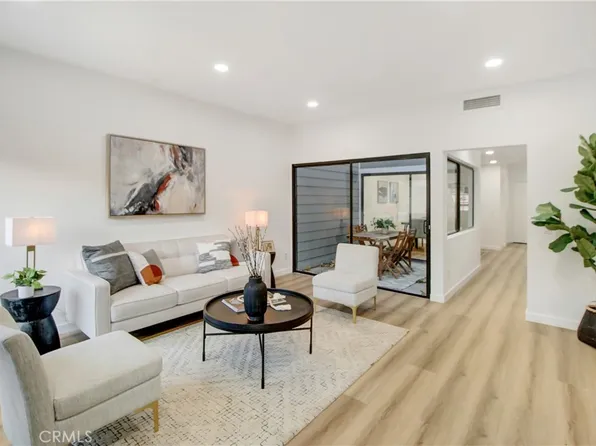 5833 Etiwanda Ave, Tarzana, CA 91356