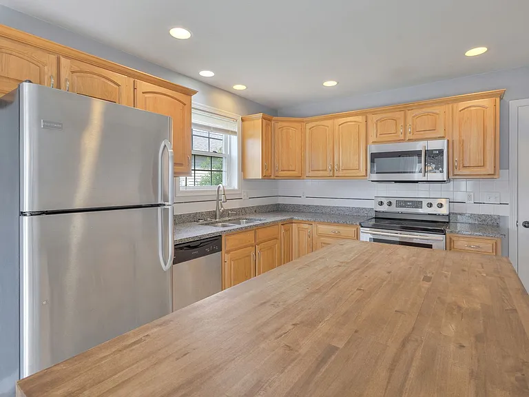 3907 Balmoral Dr — Photo 17