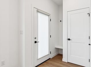 10611 142nd St NW, Edmonton, AB