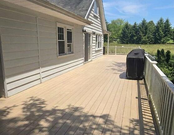 2nd image of 120 Smithburg Road