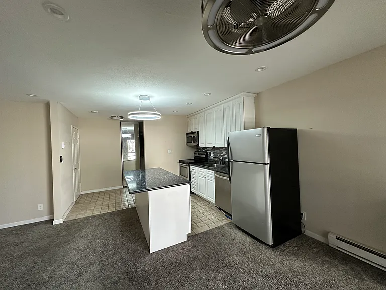 1036 Oak Grove Rd #8 — Photo 4