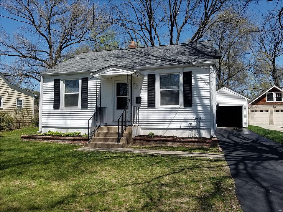 1st image of 617 W Washington Ave