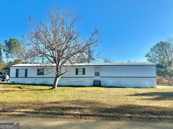 914 Shamrock Rd, Metter, GA 30439