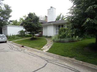4433 N Mango Ave, Chicago, IL 60630