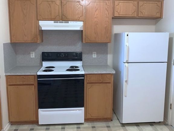 5th image of 3902 Gus Dr APT C