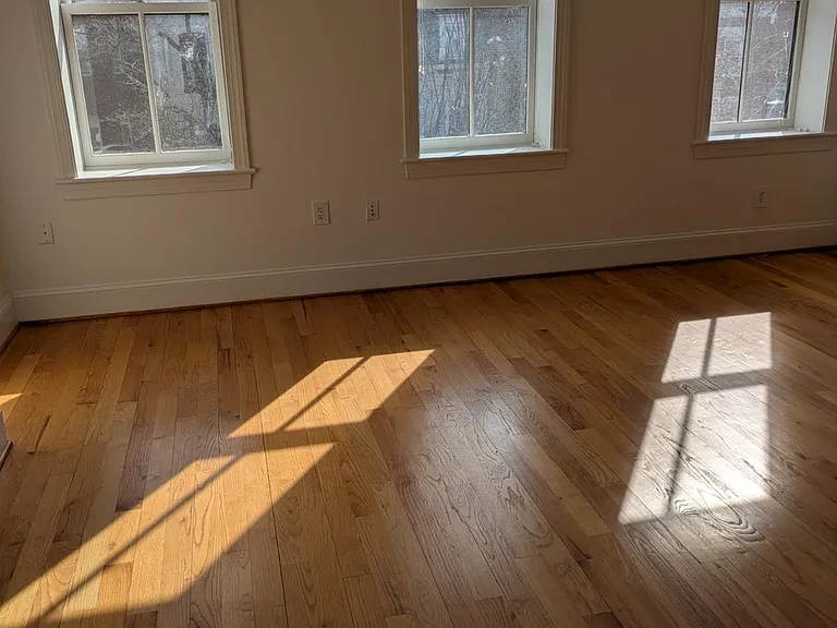 1421 Q St NW #1 — Photo 16