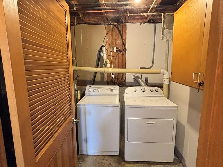 8 Virginia Rd — Photo 12