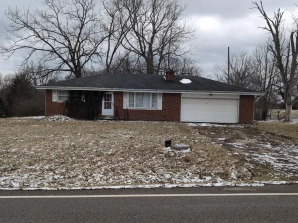 7074 Farmington Rd, Miamisburg, OH 45342