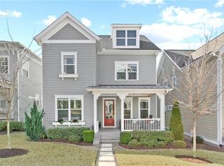 6095 Richwood Cir, Roswell, GA 30076