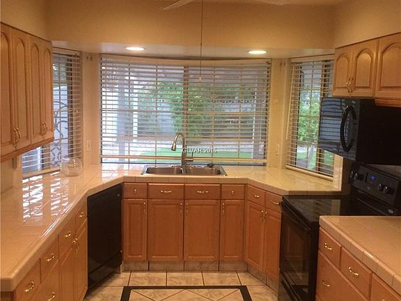 4th image of 4662 Welter Ave