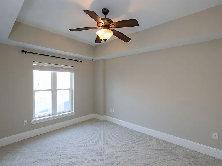 222 Glenwood Ave #410 — Photo 12
