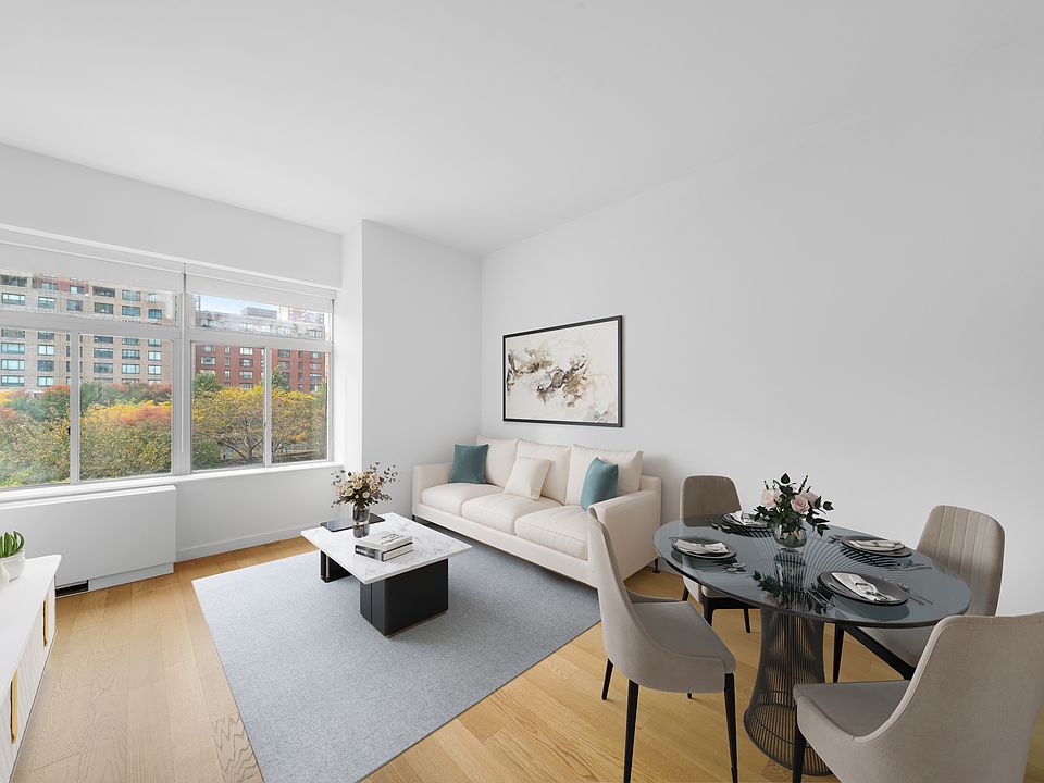 1st image of 90 Washington St APT 3B