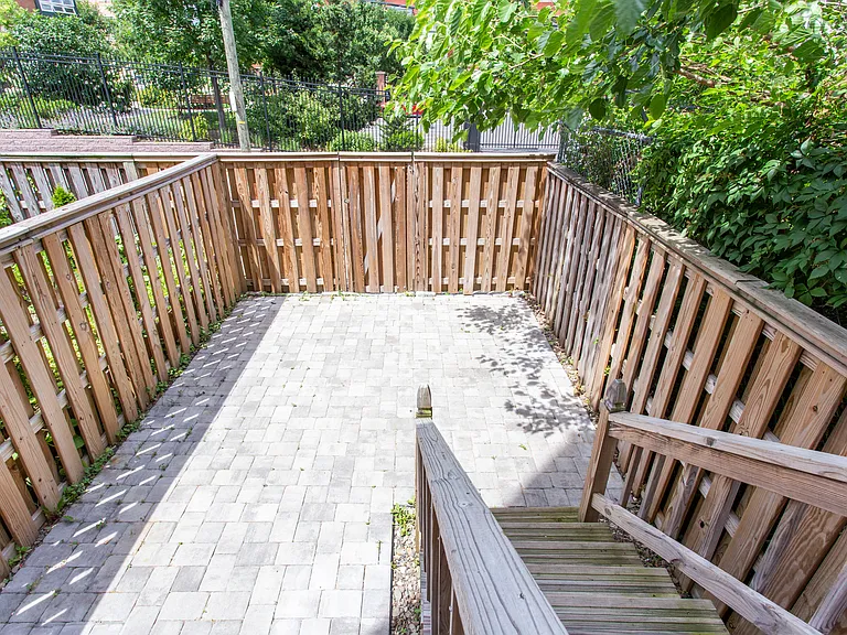 1519 Ogden St #1 — Photo 4
