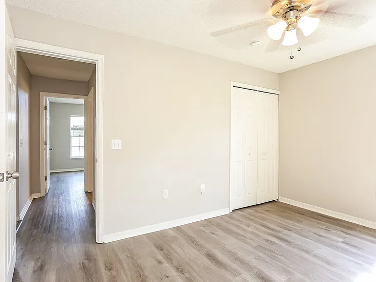 11157 Wyndham Hollow Ln — Photo 14