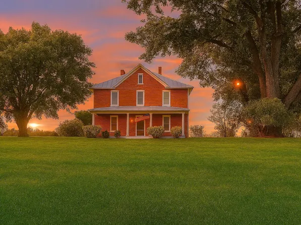 3039 John Wayland Hwy, Dayton, VA 22821