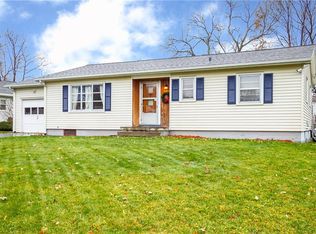 53 Scholfield Rd W, Rochester, NY 14617