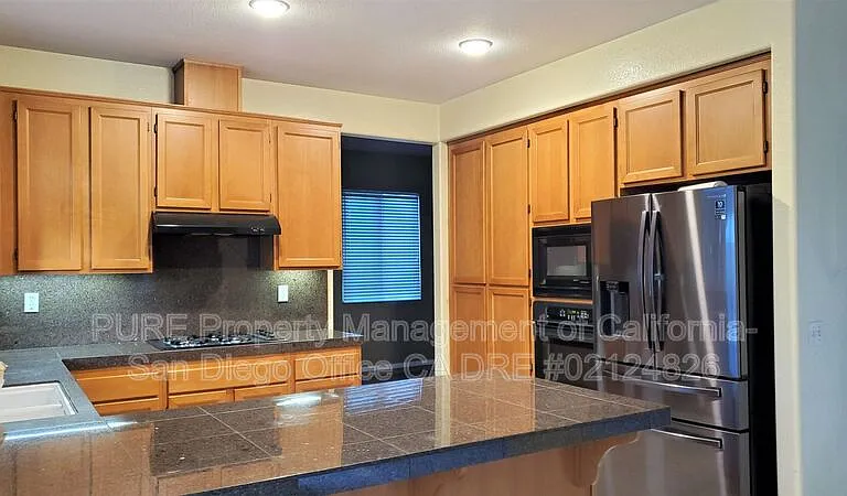 1073 Princess Kyra Pl — Photo 3