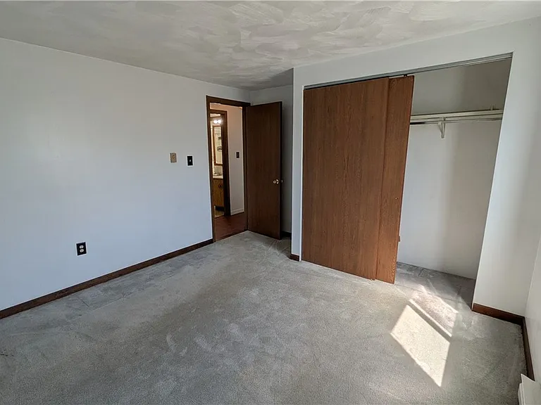 51 S 86th St #11B — Photo 11