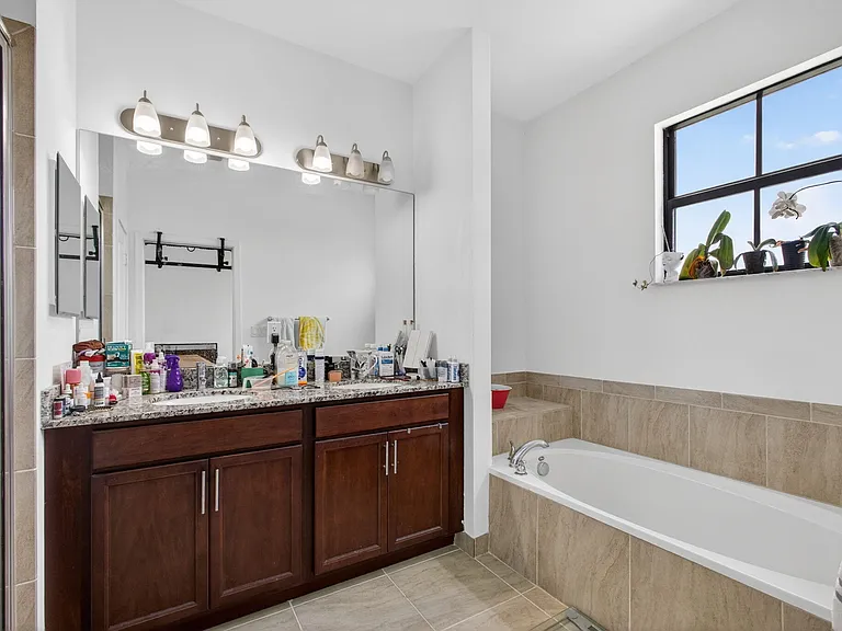 4009 Sequoia Pl — Photo 37