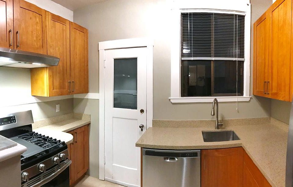 1st image of 195 14th Ave APT 6