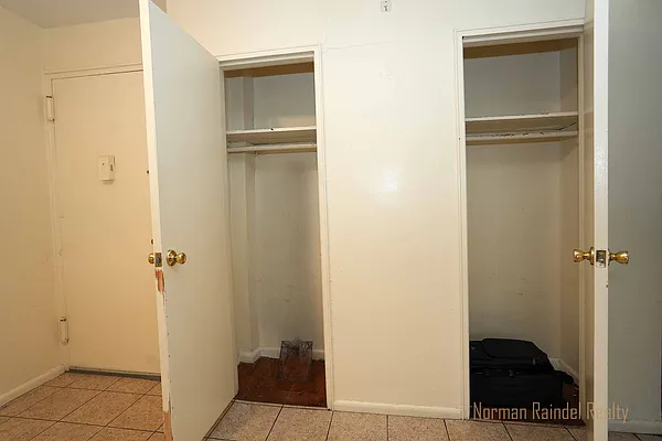 Rented by Norman Raindel, LREB | media 18