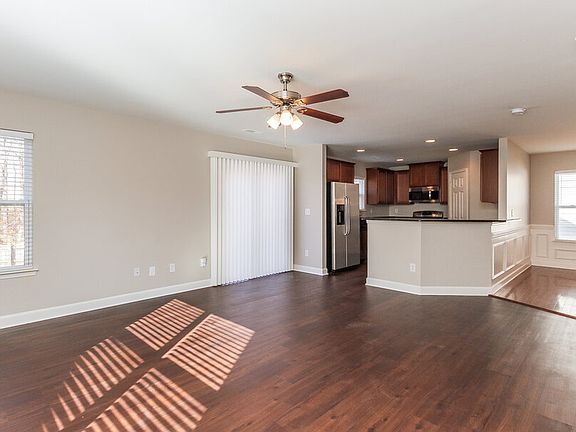 3rd image of 11703 Sweetbriar Ridge Dr