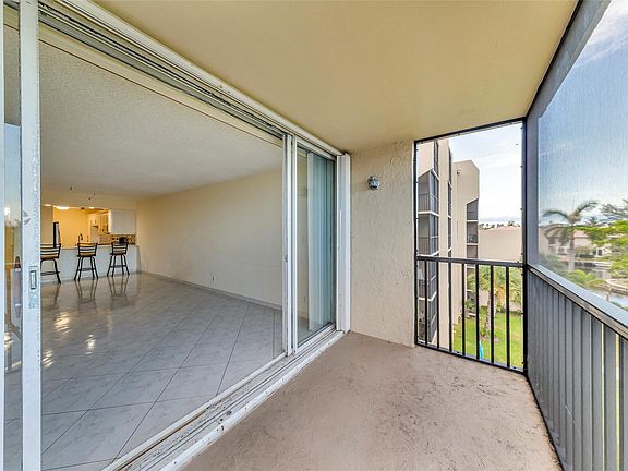 5th image of 7 Royal Palm Way #4080