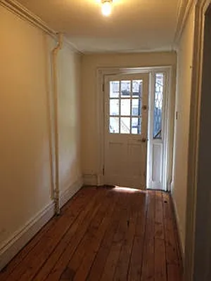 Rented by Twyford Real Estate | media 2