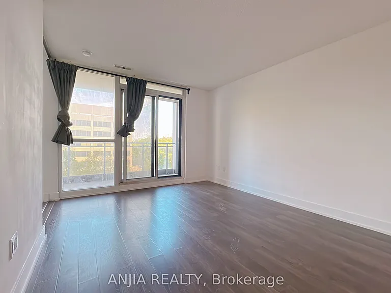 23 Sheppard Ave E #605 — Photo 9