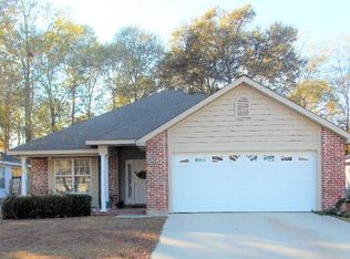 213 Primrose Dr, Dothan, AL 36303