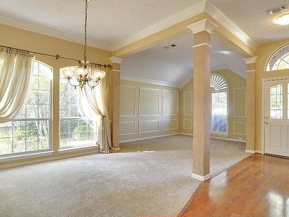 2nd image of 6412 Stone Creek Trl