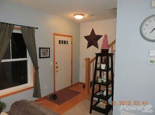 8551 Vickors Ln N, Brooklyn Park, MN 55443