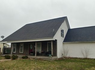 324 Dotson Dr, Ames, IA 50014