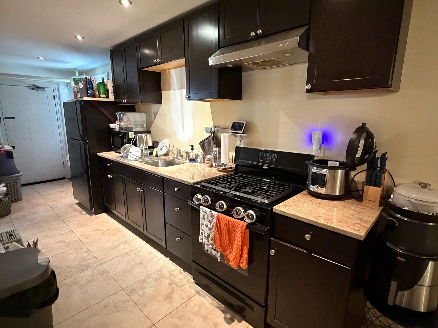1 bed, 750 sqft, $1,650 — Photo 2