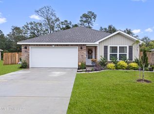 17420 E Sycamore St, Gulfport, MS 39503