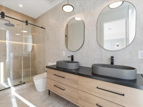 105 Laidlaw Avenue image 17 of 25