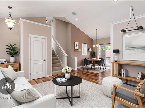 5th image of 2568 Orchard View Dr NE