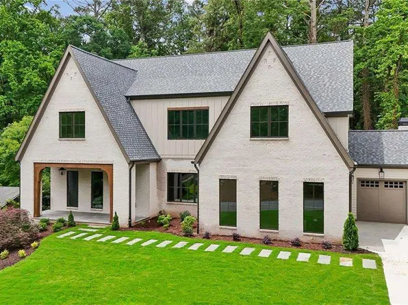 680 Edgewater Trl, Atlanta, GA 30328