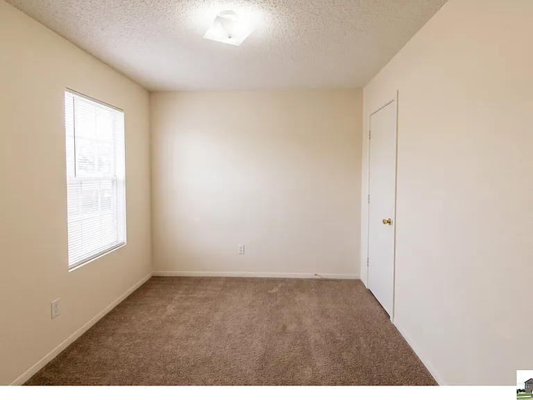 4607 Lloyd Dr — Photo 82