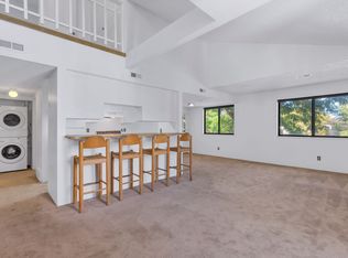 1160 S Monaco Pkwy APT 3, Denver, CO 80224